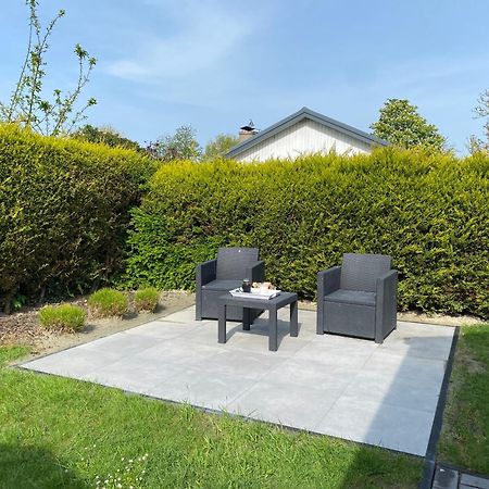 Bungalow Scheldezicht In Zeeland Dicht Bij Zee Scherpenisse Exterior photo