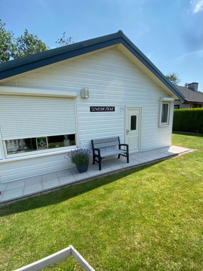 Bungalow Scheldezicht In Zeeland Dicht Bij Zee Scherpenisse Exterior photo